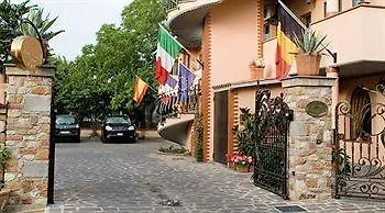 Louis Ii Hotel 3*