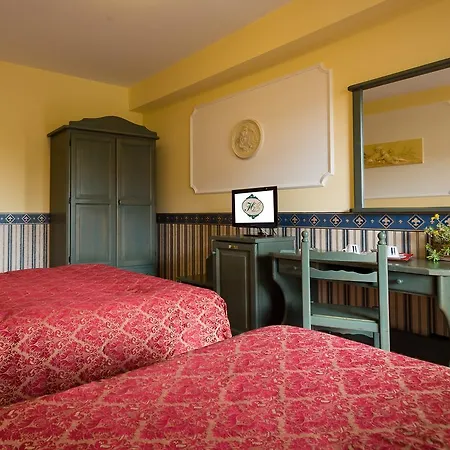 Hotel Louis Ii 3*