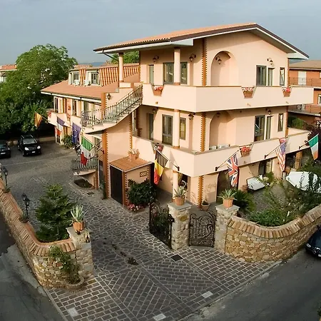 Hotel Louis Ii 3*