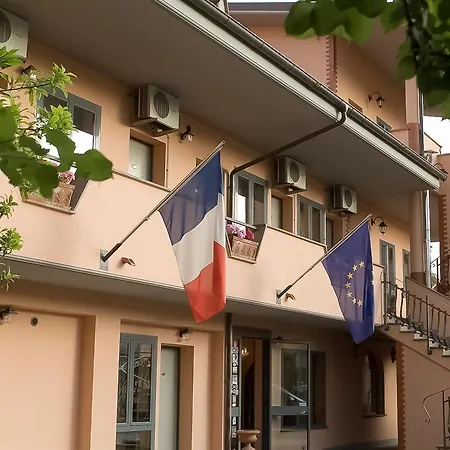 Hotel Louis Ii 3*