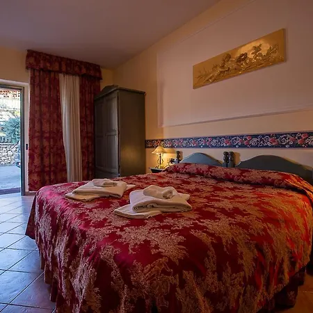 Louis Ii Hotel
