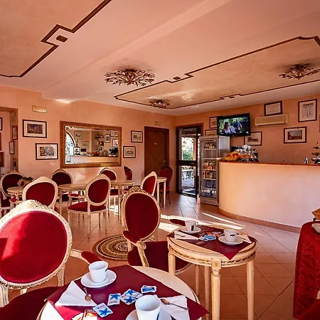 Louis Ii Otel Ciampino