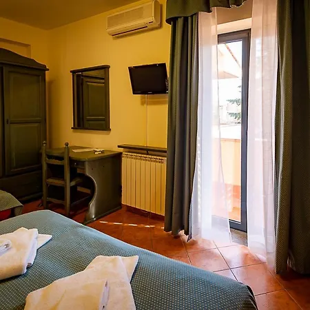 Louis Ii Hotel