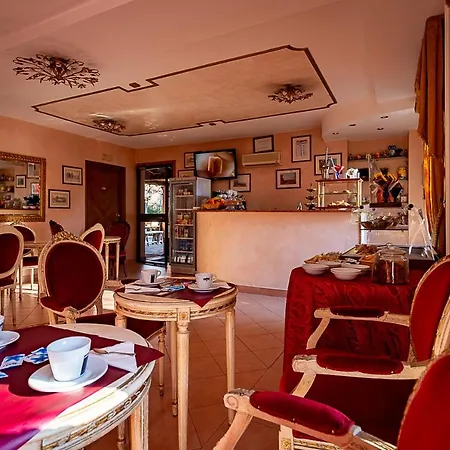 Louis Ii Otel