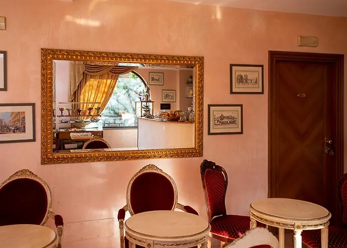 Louis Ii Отель 3*
